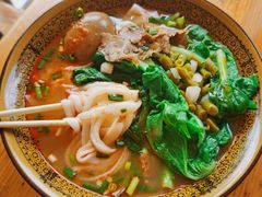 -肇兴特色牛肉粉