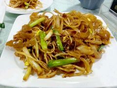 -广东小美食(果戈里大街店)