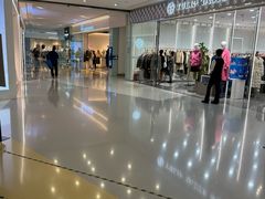 -百年港湾奥特莱斯(香炉礁店)