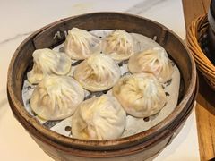 -馋三尺蟹粉小笼(人民广场店)