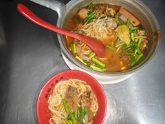 -铁锅哥米线