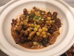 -江间有味·拼烧·鱼鲜·粤式靓汤(汉口江滩店)