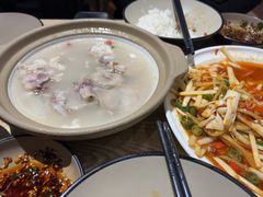 -叁煨蹄花·下饭盐帮菜(人民广场店)