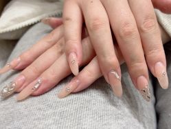-艾珂·美甲美睫