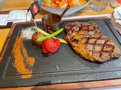 厚切肉眼扒-原石牛扒·约会餐厅(龙城万科里店)
