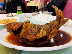 罾蹦鲤鱼-奥华餐厅·老张记(台基厂店)