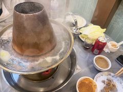 热气腾腾的火锅-鑫龙火锅城(青岛分店)