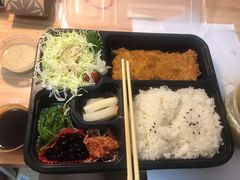 -资和信百货商场