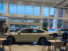 -上海冠松上汽大众4S店