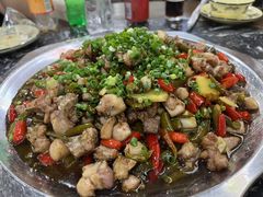 -廖哥泡椒兔(峨眉店)