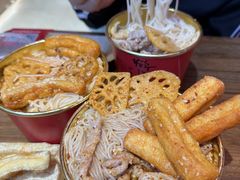 -鹤江桥·红油牛肉粉(SKP店)