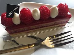 -UNI UNI(环亚凯瑟琳店)