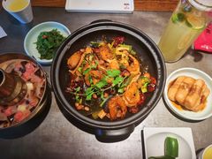 -辣尚瘾·烤鱼·新川菜(交大直营店)