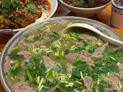 -杨三孃跷脚牛肉(西外棕榈岛店)