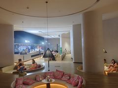 -涨巢·潮玩水疗局