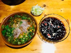 -遵义虾子卢四羊肉粉(大沽路店)