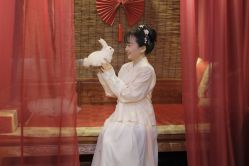 -汉仪华裳汉服馆(打浦桥店)