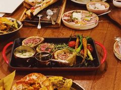 -斯普汇生蚝牛排馆(中骏世界城店)