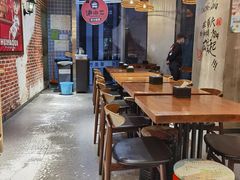 大堂-炉小二铜锅牛蛙•川湘菜(三里屯店)