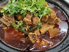 -土砂锅生态山庄·非遗砂锅雅鱼