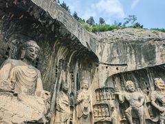 -龙门石窟