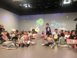 -小鸡哆哆故事屋·儿童乐园(嘉里城店)