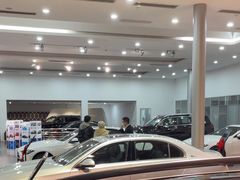 -杭州中升之星奔驰4S店(滨江店)