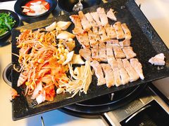 -八色五花肉(新村2号店)
