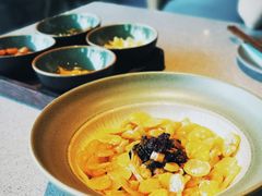 水腌菜酥蚕豆-半山腰·云南菜(侨福芳草地店)