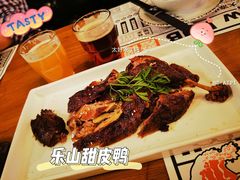 -爱啤精酿·民谣酒馆(滨江店)