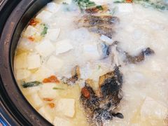 -琥珀老六龙虾(四里河店)