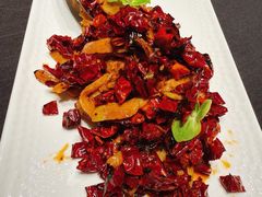 -艳阳天民俗村(公园路店)