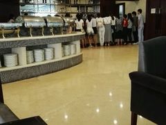 -维也纳酒店(深圳国际会展中心沙井上南店)