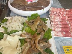 -台北吴记老锅底麻辣火锅(蓝村路店)