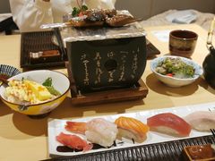 -越光米贩精致料理餐厅(金鹰店)
