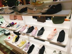 -摩登百货(岗顶店)