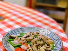 炒鲫鱼片-龙桥私厨·姜花菊花过桥鱼·顺德菜(容桂店)