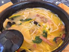 -桥香园过桥米线(国贸店)