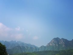 -百里峡七彩艺术小镇