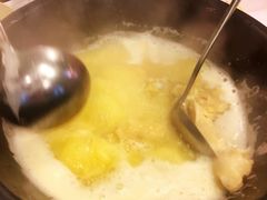 -鲜入围煮花胶鸡海鲜火锅