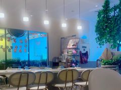 -必胜客(WOW中心城店)