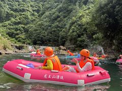 -安吉龙王山峡谷漂流