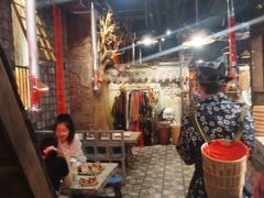 -破瓦寒窑·地摊烤羊排