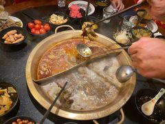 -沸炉重庆老火锅(军事博物馆店)