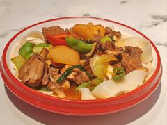 大盘鸡拌面-欧提汗·新疆餐厅·清真(银都路店)