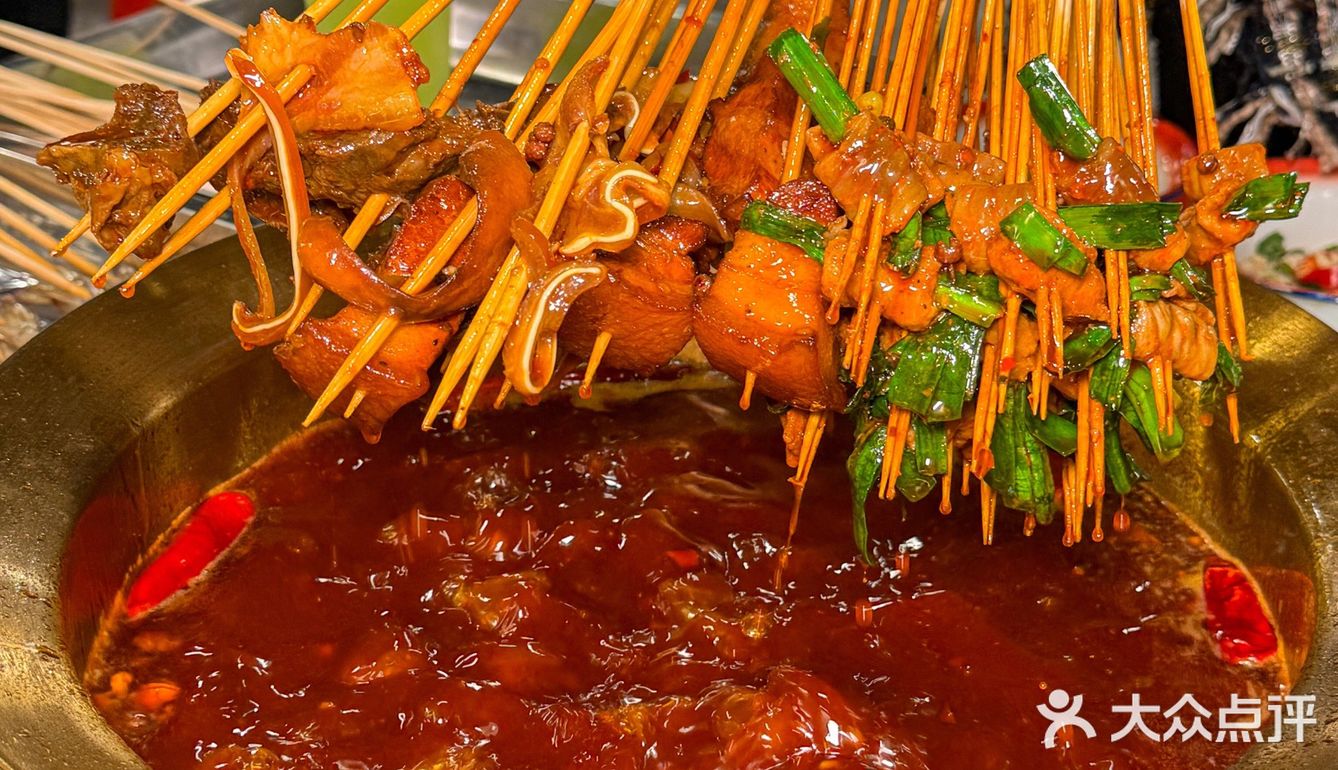 现在串串店都这么卷吗？精酿也太好喝了吧！