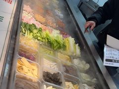-红渡小香·牛肉麻辣香锅(车站南路店)