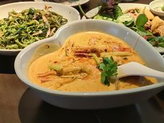 -大头虾越式风味餐厅(光明广场店)