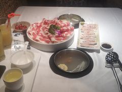 -泓炙颐凤鲜海鲜火锅料理(桐乡店)