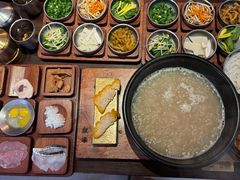 -银米·云南传统过桥米线(双廊黑金冠店)
